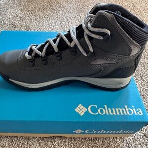Columbia newton Ridge plus
